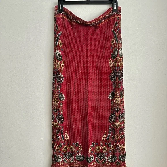 FARM Rio Red Floral Midi Skirt - Picture 1 of 4